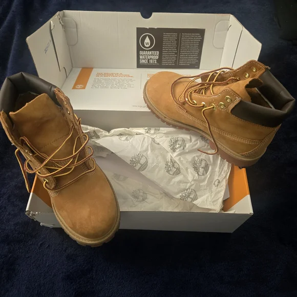 Timberland Brown Leather Boots - Picture 3 of 4